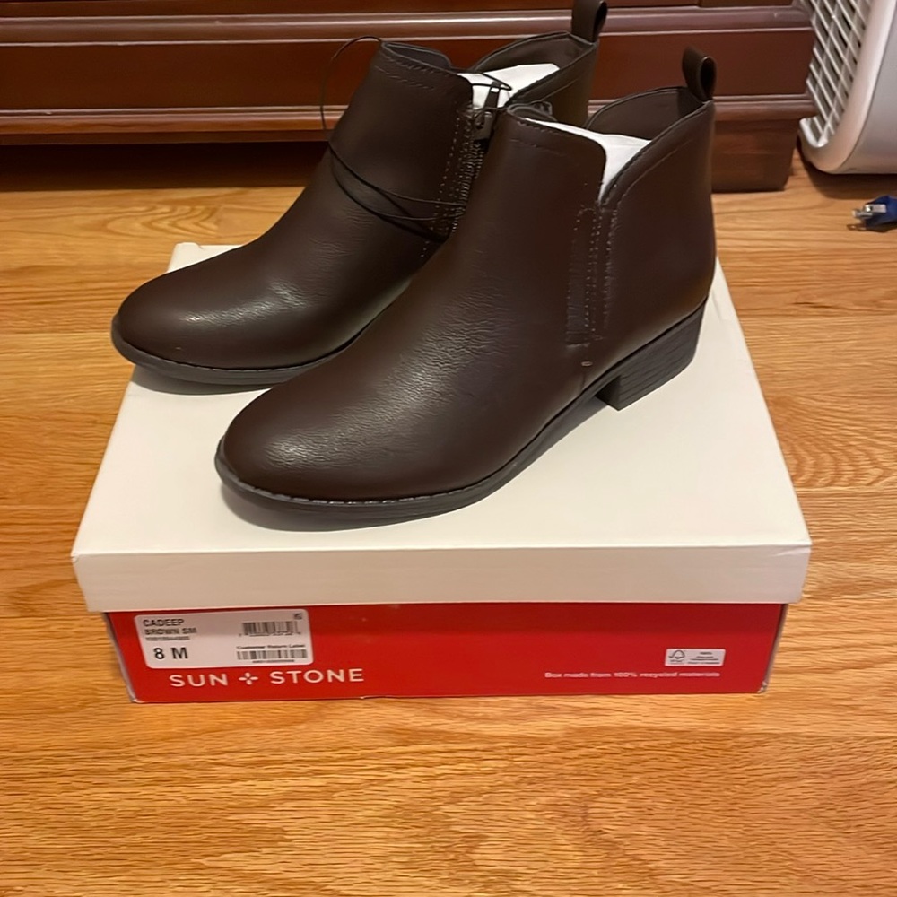 NWT sun and stone ankle boots